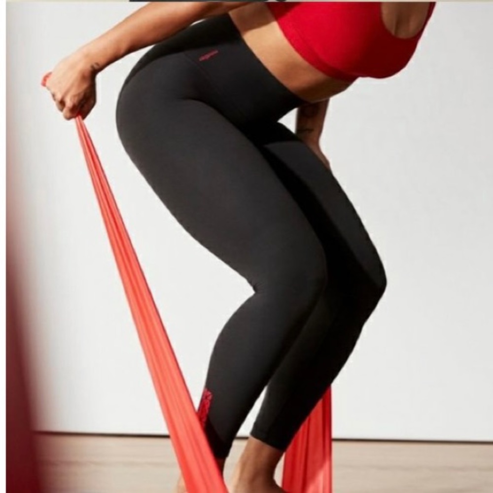 **SOLD**Lululemon Align Special Edition Member leggings Size 4